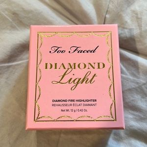 Brand new in box still sealed! Too Faced Diamond Light highlighter.